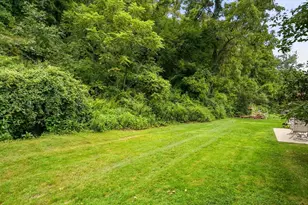 2006 Garrick Dr, Pittsburgh, PA 15235 - Photo 40