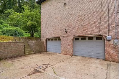 2006 Garrick Dr, Pittsburgh, PA 15235 - Photo 36