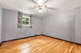 2006 Garrick Dr, Pittsburgh, PA 15235 - Photo 28