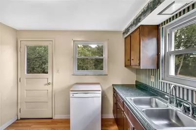 112 Clifford Ave, Pittsburgh, PA 15238 - Photo 16