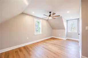 5 N Park Rd, Pittsburgh, PA 15229 - Photo 36