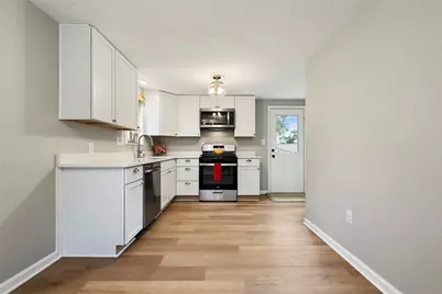 135 Elmont St, Pittsburgh, PA 15205 - Photo 4