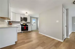 135 Elmont St, Pittsburgh, PA 15205 - Photo 8