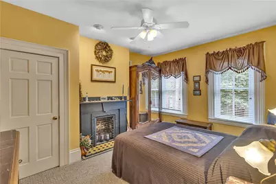 1237 Resaca Place, Pittsburgh, PA 15212 - Photo 14
