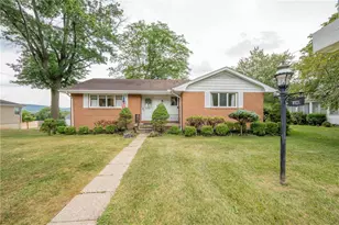 407 Summit Ave, Ligonier Boro, PA 15658 - Photo 1