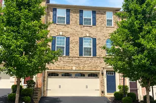 924 Bell Dr, Marshall, PA 15090 - Photo 1
