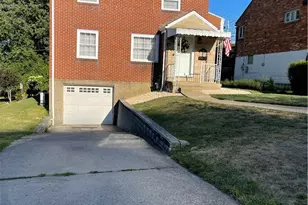 1464 Senior Dr, Pittsburgh, PA 15227 - Photo 2