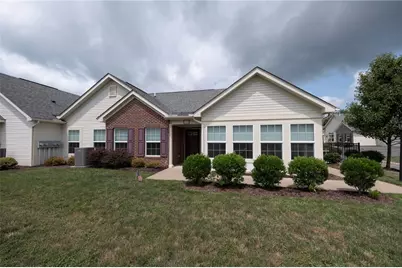2202 Tudor Dr, Butler, PA 16001 - Photo 2