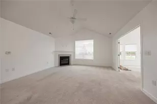 2202 Tudor Dr, Butler, PA 16001 - Photo 8