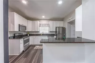 25 Vernon St, South Union Township, PA 15401 - Photo 2