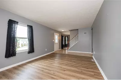 116 Damian Ct, Penn Twp, PA 15644 - Photo 4