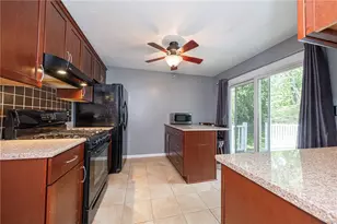 116 Damian Ct, Penn Twp, PA 15644 - Photo 8