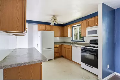 406 Rhodes Ave, West Mifflin, PA 15122 - Photo 10