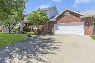 106 Rosewood Dr, Center Township, PA 15001 - Photo 1