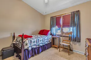 106 Rosewood Dr, Center Township, PA 15001 - Photo 24