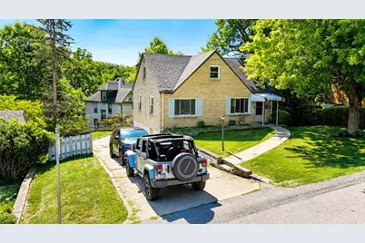 1046 Hastie Rd, Pittsburgh, PA 15234 - Photo 2