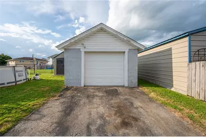 222 Spruce St, Mt Pleasant Boro, PA 15666 - Photo 6