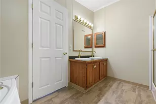 431 Illinois Ln, North Huntingdon, PA 15642 - Photo 18