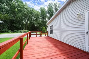 431 Illinois Ln, North Huntingdon, PA 15642 - Photo 6