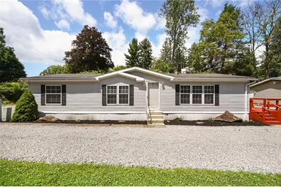 431 Illinois Ln #65, North Huntingdon, PA 15642 - Photo 2