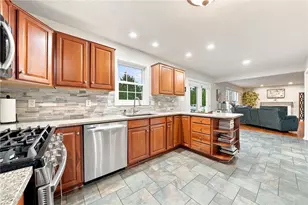 106 Greenfield Dr, Unity Township, PA 15650 - Photo 10