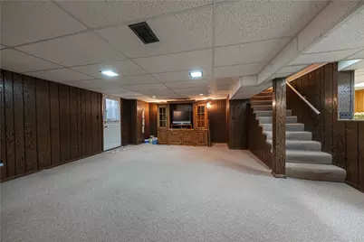 1465 Oakridge Dr, Harmony Township, PA 15003 - Photo 24