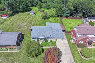 1465 Oakridge Dr, Harmony Township, PA 15003 - Photo 2
