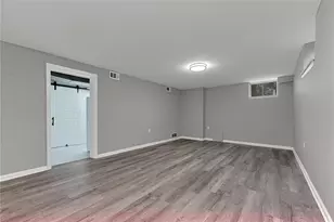 1125 Sunrise Dr, Pittsburgh, PA 15243 - Photo 36