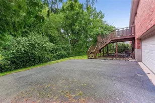 1125 Sunrise Dr, Pittsburgh, PA 15243 - Photo 48