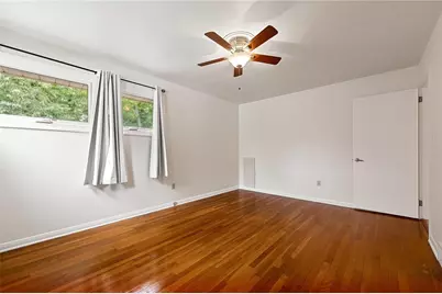 1125 Sunrise Drive, Pittsburgh, PA 15243 - Photo 16