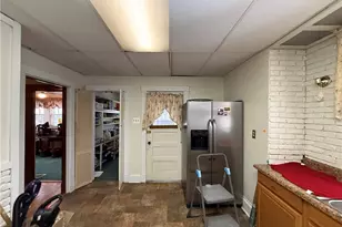29 E Hallam Ave, Washington, PA 15301 - Photo 18