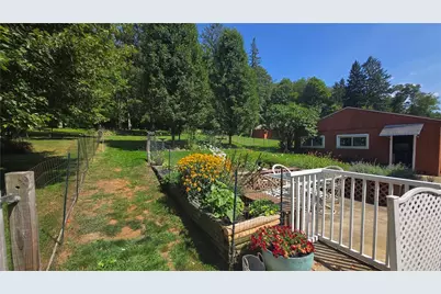 420 N Keel Ridge Rd, Hermitage, PA 16148 - Photo 4