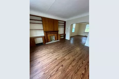 212 Fairview Ave, Chalfant Boro, PA 15112 - Photo 4