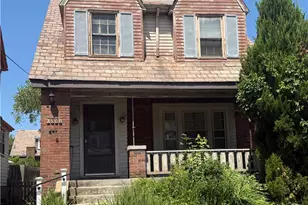 6521 Bartlett St, Pittsburgh, PA 15217 - Photo 1