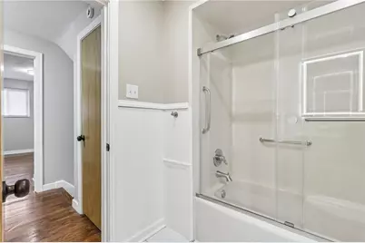 5208 Woodland Dr, West Mifflin, PA 15122 - Photo 24