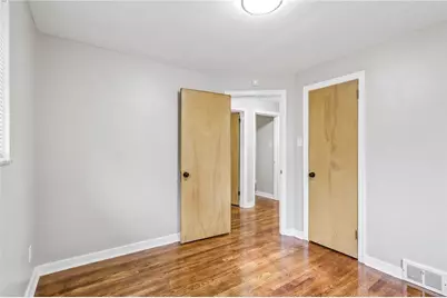 5208 Woodland Dr, West Mifflin, PA 15122 - Photo 18