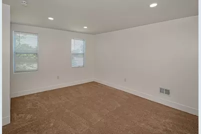 4840 Sullivan St, Pittsburgh, PA 15224 - Photo 22