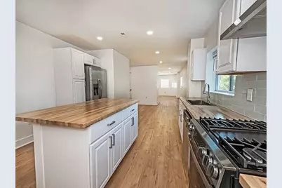 4840 Sullivan St, Pittsburgh, PA 15224 - Photo 8