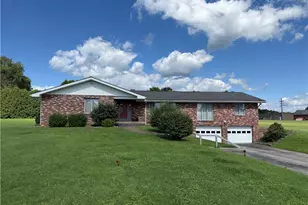 915 McKnight Rd, White Township, PA 15701 - Photo 1