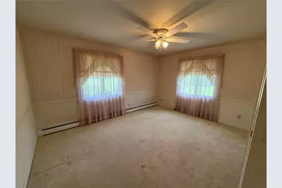 915 McKnight Road, White Township, PA 15701 - Photo 10