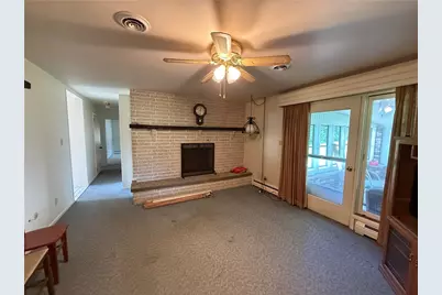 915 McKnight Road, White Township, PA 15701 - Photo 6