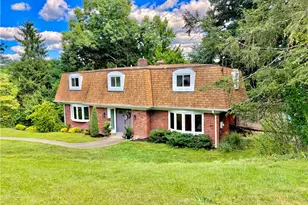 309 Highland Pines Dr, Ross Twp, PA 15237 - Photo 2
