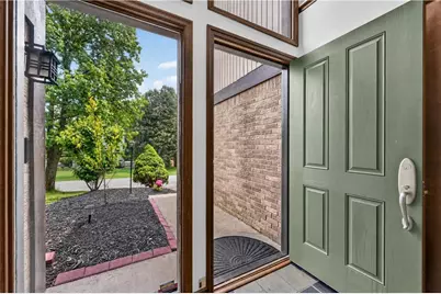 152 Cassia Dr, Clairton, PA 15025 - Photo 6