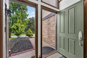 152 Cassia Dr, Jefferson Hills, PA 15025 - Photo 6