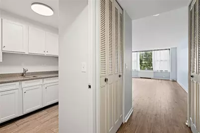 112 Washington Pl #4J, Downtown Pgh, PA 15219 - Photo 18