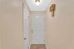 303 Olde Ingomar Ct, Pittsburgh, PA 15237 - Photo 12