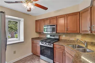 303 Olde Ingomar Ct, Pittsburgh, PA 15237 - Photo 8