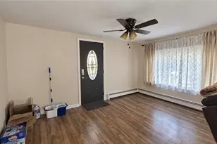 135 W Virginia Ave, Vandergrift, PA 15690 - Photo 4