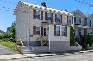 527 Reno St, Rochester, PA 15074 - Photo 1