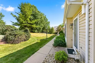 378 Jubilee Drive, Cecil, PA 15017 - Photo 10